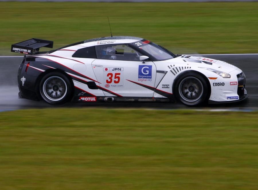  Nissan GT-R FIA GT1 2009 года  (фото 22 из 28)